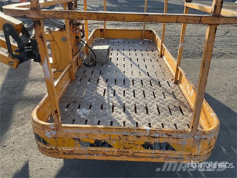Haulotte HT23RTJ 4WD Diesel Articulating Boom Lift Articulated boom lifts