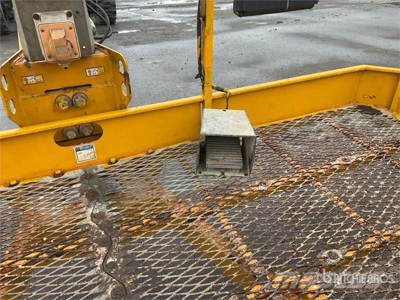 Haulotte HT23RTJ 4WD Diesel Articulating Boom Lift Коленчатые подъемники