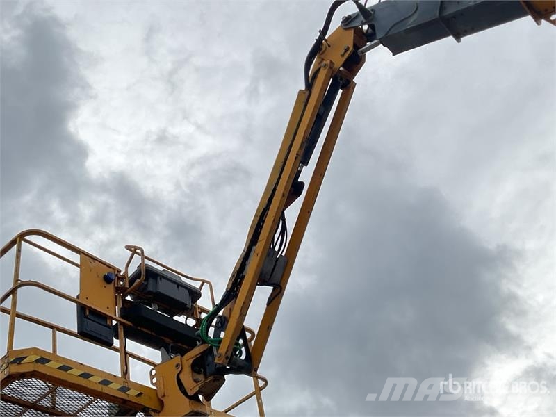 Haulotte HT23RTJ 4WD Diesel Telescopic Boom Lift Plataformas elevatórias telescópicas