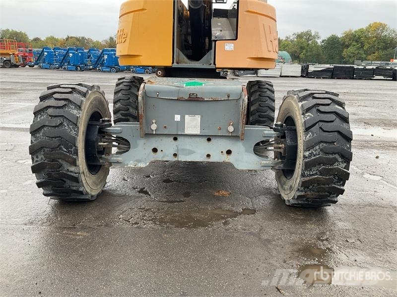 Haulotte HT23RTJ 4WD Diesel Articulating Boom Lift Коленчатые подъемники