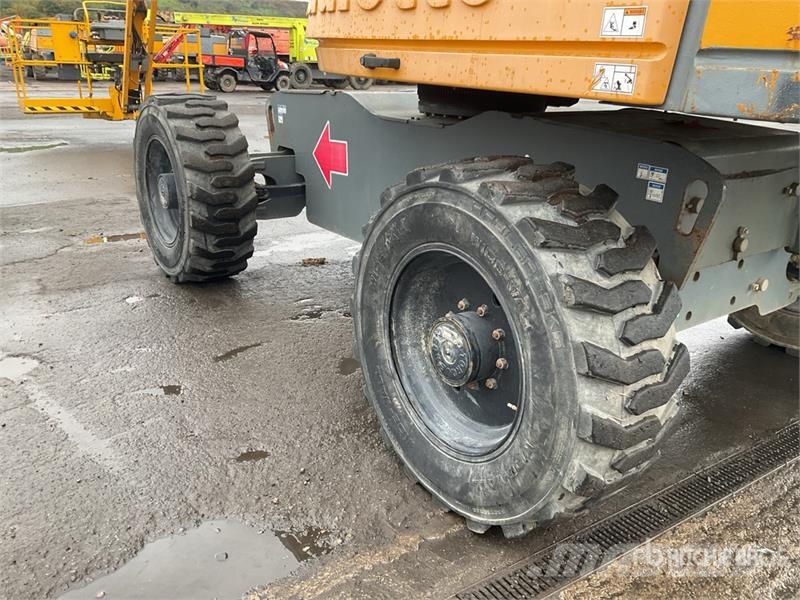 Haulotte HT23RTJ 4WD Diesel Articulating Boom Lift Коленчатые подъемники