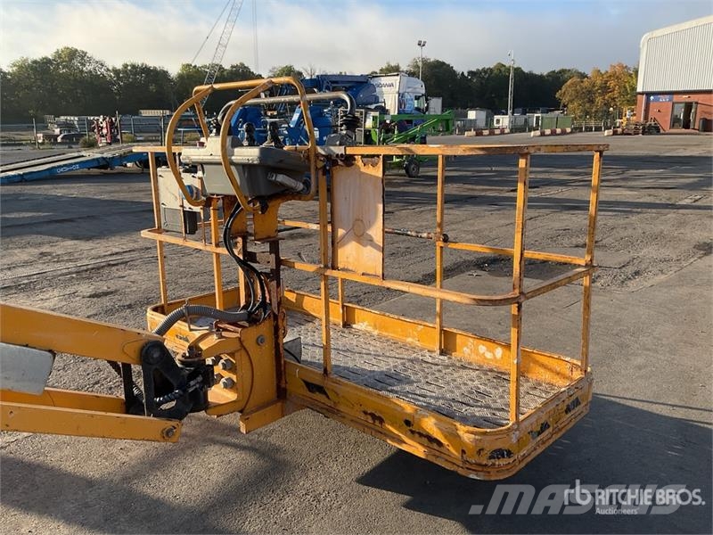 Haulotte HT23RTJ 4WD Diesel Articulating Boom Lift Articulated boom lifts