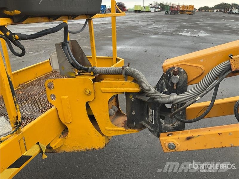 Haulotte HT23RTJ 4WD Diesel Articulating Boom Lift Коленчатые подъемники