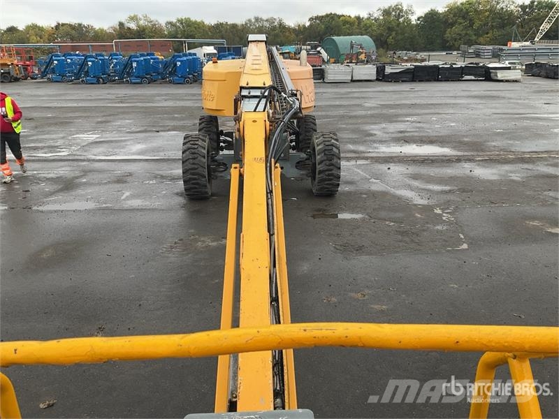 Haulotte HT23RTJ 4WD Diesel Articulating Boom Lift Коленчатые подъемники