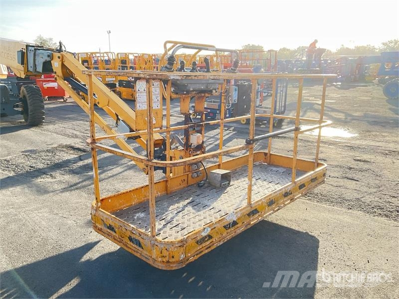 Haulotte HT23RTJ 4WD Diesel Articulating Boom Lift Articulated boom lifts