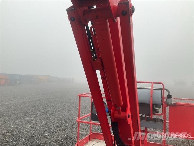 Haulotte HT23RTJ 4WD Diesel Telescopic Boom Lift Nacelles télescopiques