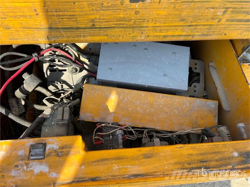 Haulotte Optimum 8 Electric Scissor Lift (Inoperable) Scissor lifts
