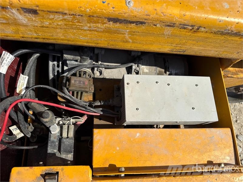 Haulotte Optimum 8 Electric Scissor Lift Scheren-Arbeitsbühnen