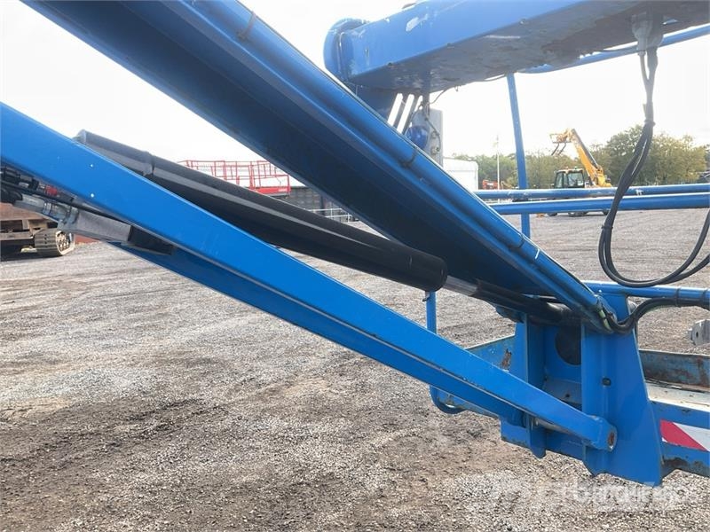 Haulotte Star 10-1 Vertical Mast Lift Vertikální sloupové výtahy