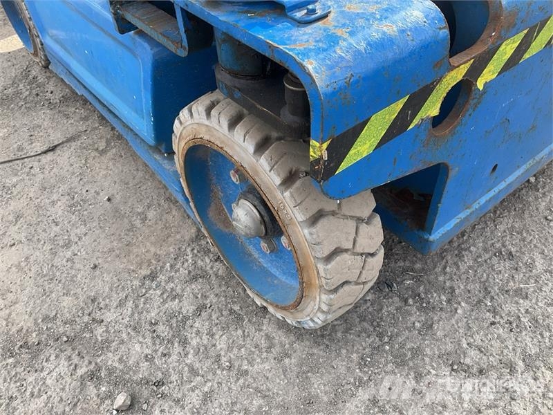 Haulotte Star10 2WD Electric Telescopic Boom Lift Telescopic boom lifts