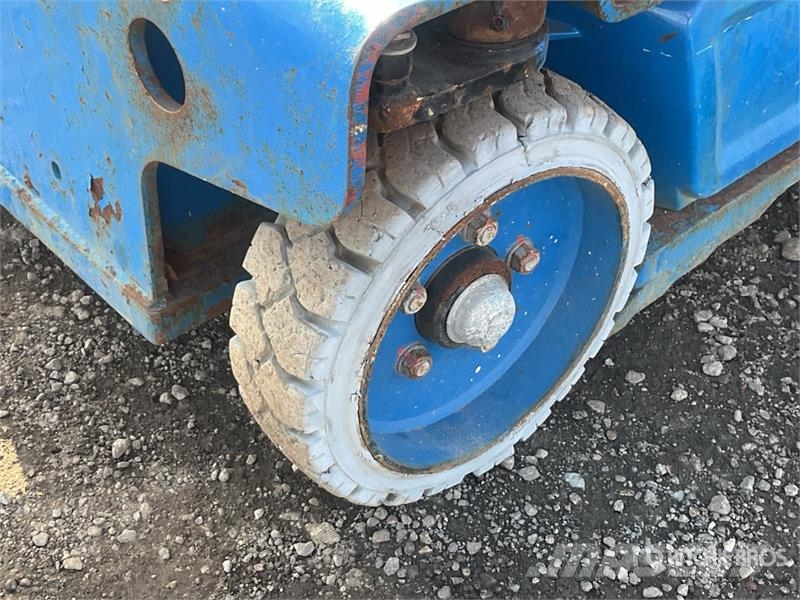 Haulotte Star10 2WD Electric Telescopic Boom Lift Teleskopske dvižne ploščadi