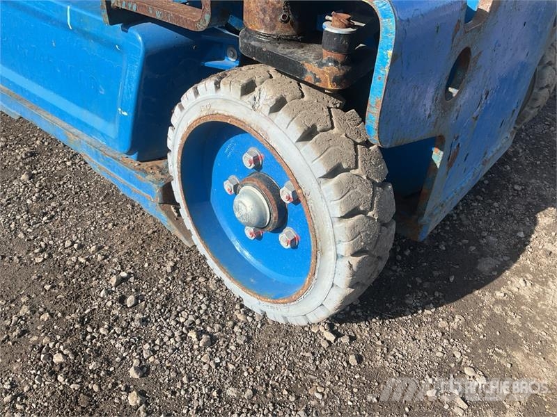 Haulotte Star10 2WD Electric Telescopic Boom Lift Teleskopske dvižne ploščadi