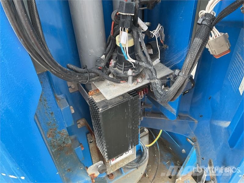 Haulotte Star10 2WD Electric Telescopic Boom Lift (Inoperab Teleskopske dvižne ploščadi