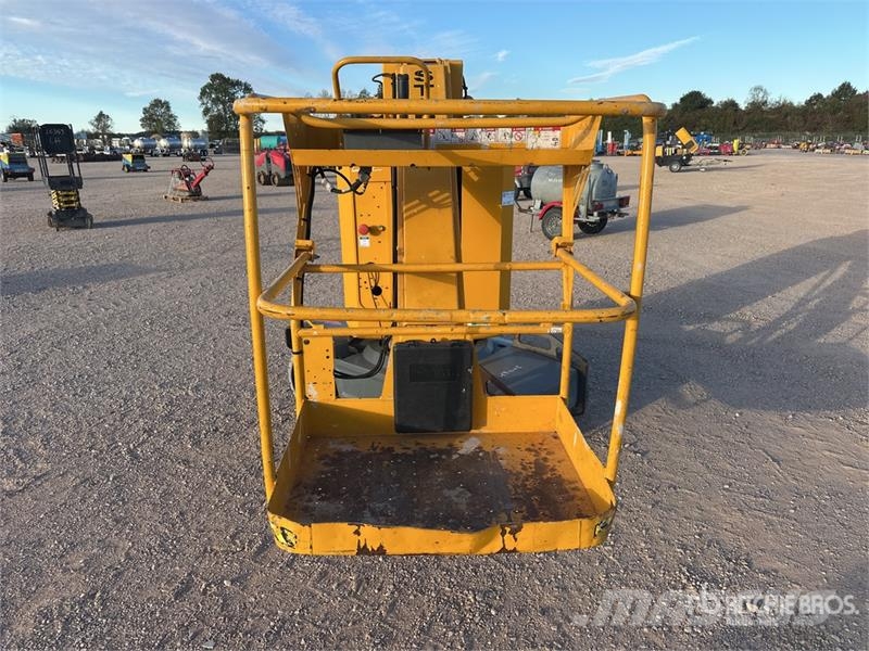 Haulotte STAR10 Nacelle A Mat Droit Vertical Mast Lift Personhissar och andra hissar