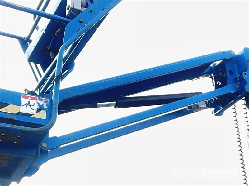 Haulotte Star10 Vertical Mast Lift Vertical mast lifts