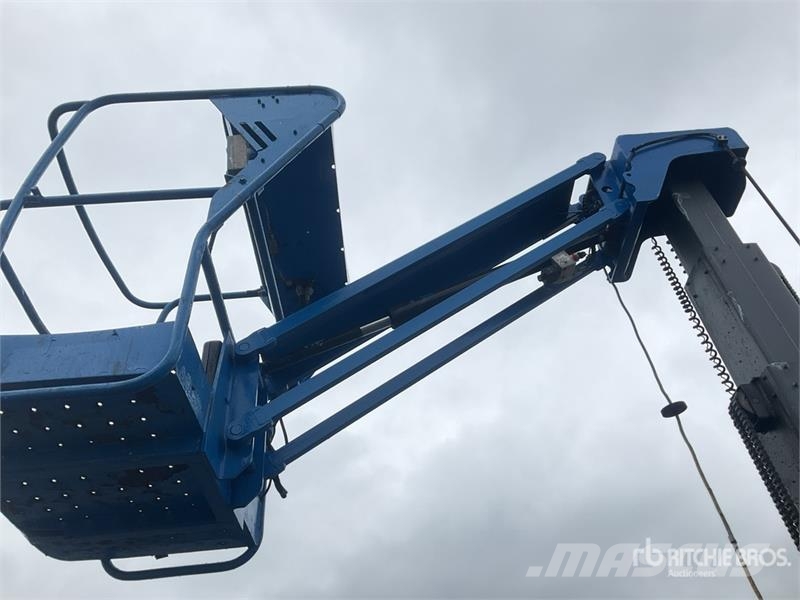 Haulotte Star10 Vertical Mast Lift Vertical mast lifts