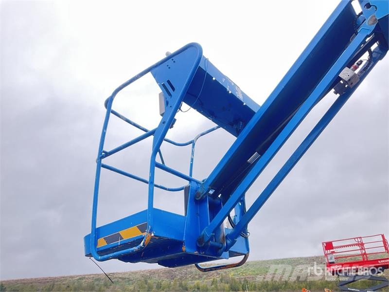 Haulotte Star10 Vertical Mast Lift Vertical mast lifts