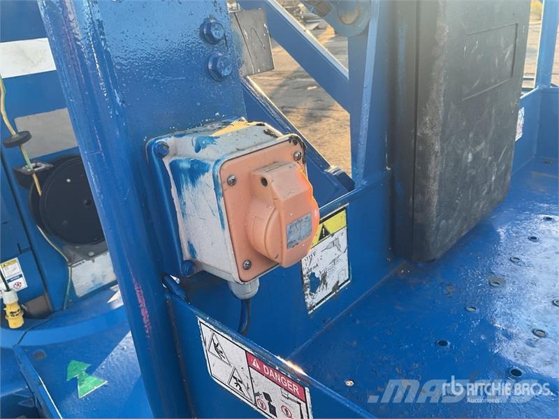 Haulotte STAR10 Vertical Mast Lift Personenliften en invalideliften