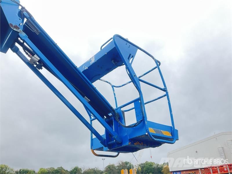 Haulotte Star10 Vertical Mast Lift Vertical mast lifts