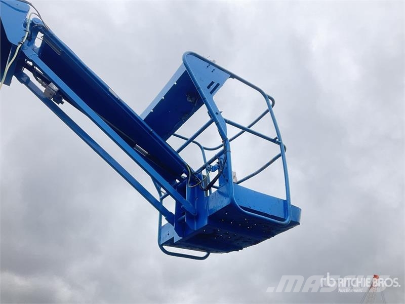 Haulotte Star10 Vertical Mast Lift Vertical mast lifts