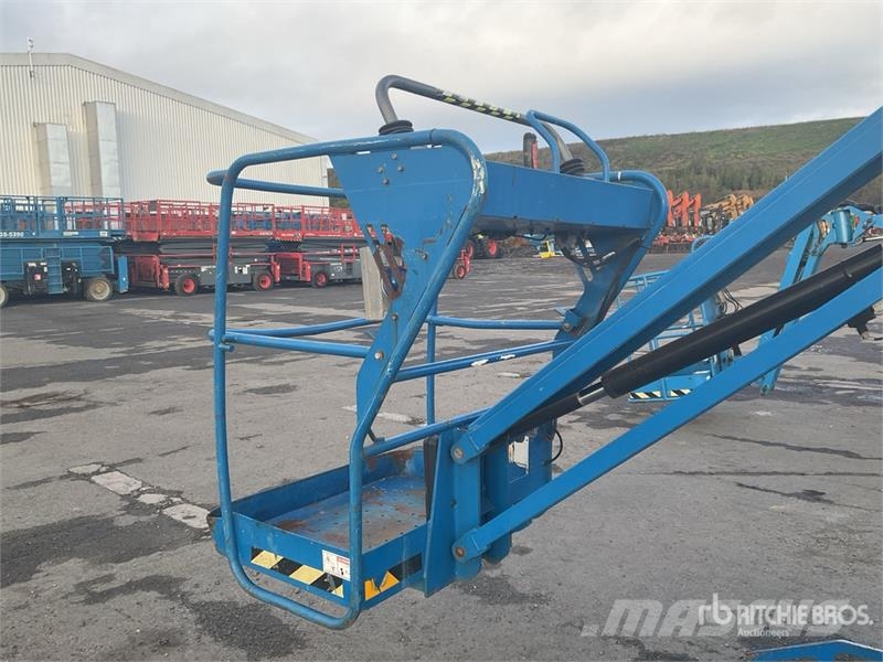 Haulotte STAR10 Vertical Mast Lift Personenliften en invalideliften