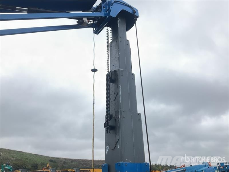 Haulotte Star10 Vertical Mast Lift Vertical mast lifts