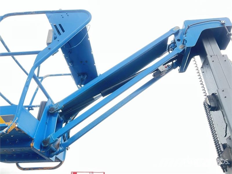 Haulotte Star10 Vertical Mast Lift Vertical mast lifts