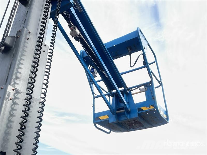 Haulotte Star10 Vertical Mast Lift Vertical mast lifts