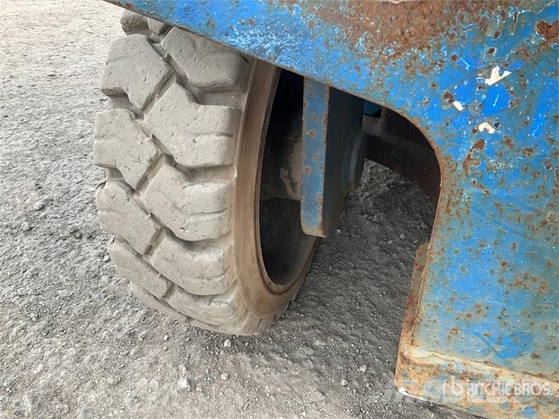 Haulotte Star10 Vertical Mast Lift Vertikālie pacēlāji