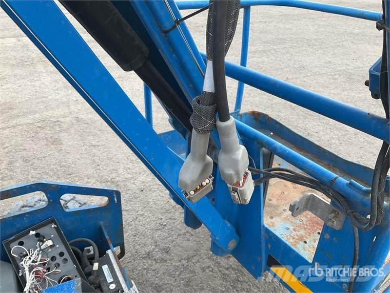 Haulotte Star10 Vertical Mast Lift (Inoperable) Vertikální sloupové výtahy