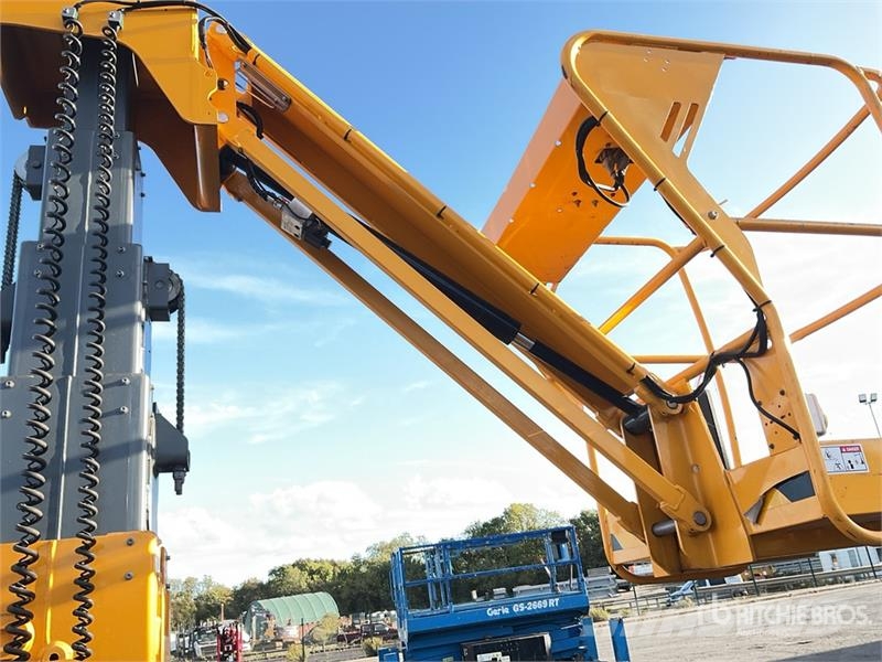 Haulotte Star10 Vertical Mast Lift 垂直昇降型リフト