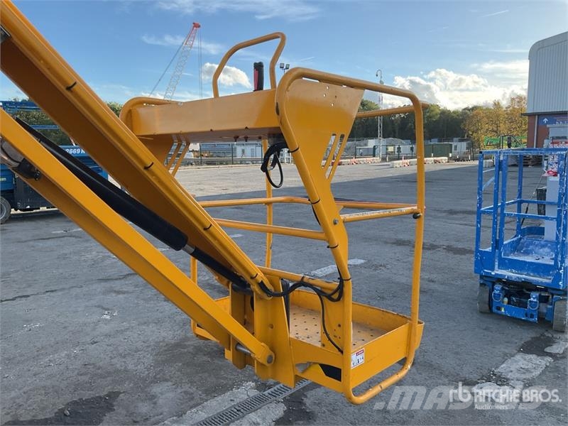 Haulotte Star10 Vertical Mast Lift 垂直昇降型リフト