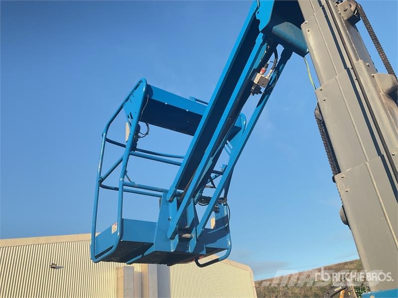 Haulotte STAR10 Vertical Mast Lift Personenliften en invalideliften