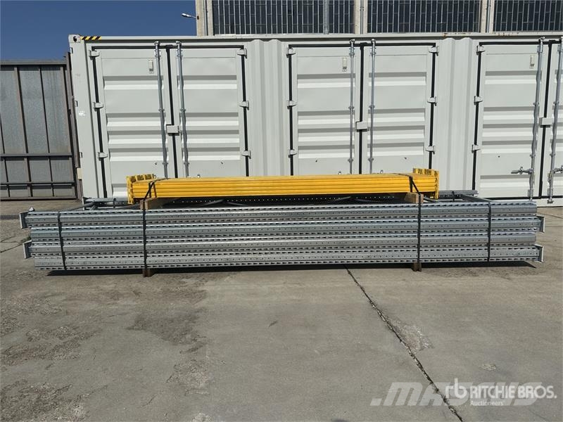 Heavy-Duty Zinc Pallet Scaffolding With Yellow Bea Entreprenør - Andet