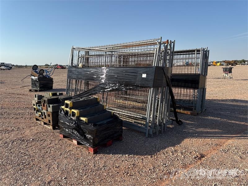 Heras Qte De Barrieres Qty Of Barriers Sonstige Baumaschinen