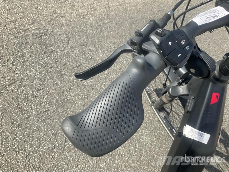 Hercules Intero I-8 Electric Bicycle مكونات أخرى