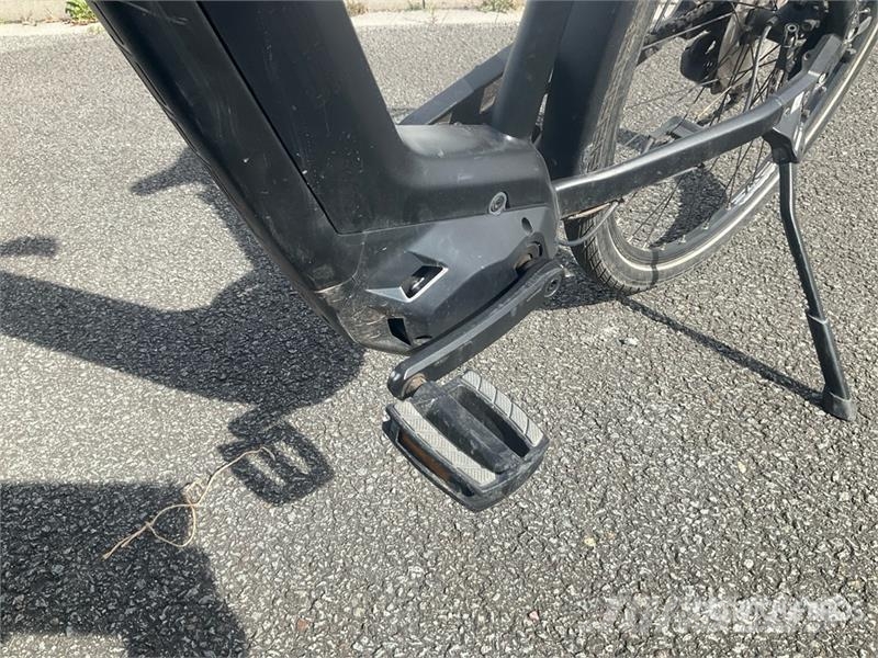 Hercules Intero I-8 Electric Bicycle مكونات أخرى