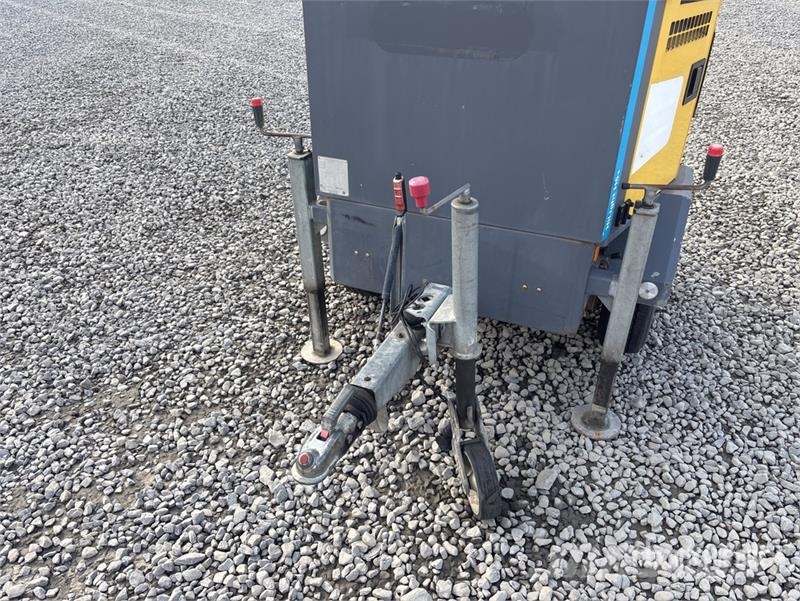  Hilight H5+ Light Tower (Inoperable) Light towers