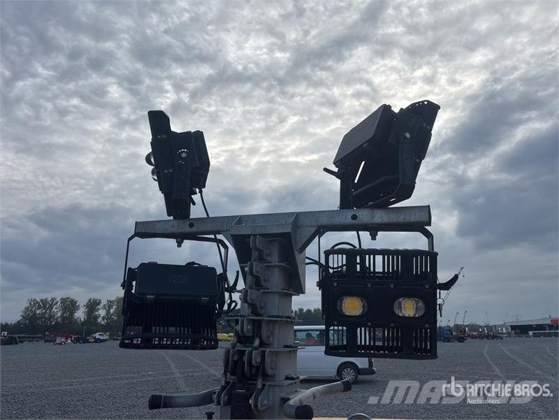  Hilight H5+ Light Tower (Inoperable) Light towers