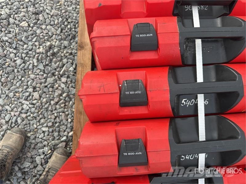 Hilti TE 1000-AVR Demolition Breaker Плуги