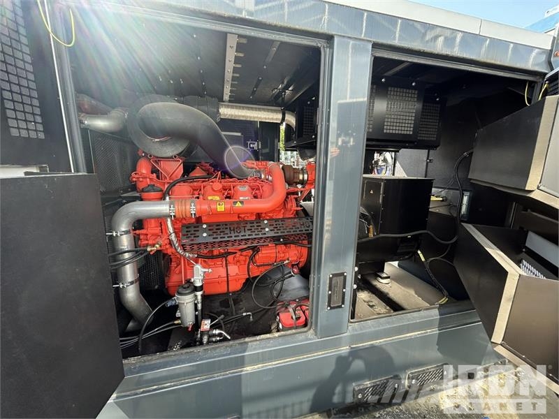 Himoinsa HRSW-550 S5 INS 550 kVA Generator Set Dízel áramfejlesztők