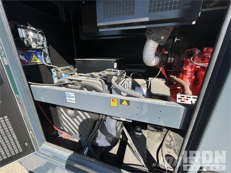 Himoinsa HRSW-550 S5 INS 550 kVA Generator Set Dízel áramfejlesztők