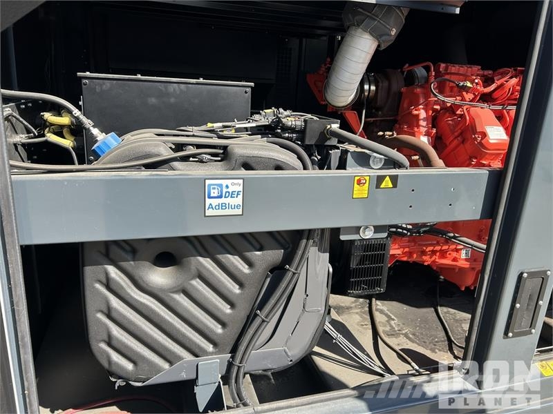 Himoinsa HRSW-550 S5 INS 550 kVA Generator Set Dízel áramfejlesztők