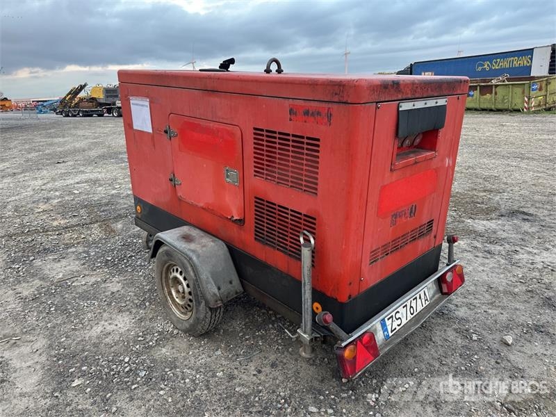 Himoinsa HYW45P Mobile Generator Set Geradores a diesel