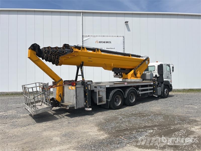 Hino Uzmanlar HTF45 45 m on  Hino 700 6x4 Bucket Truck Auto hoogwerkers