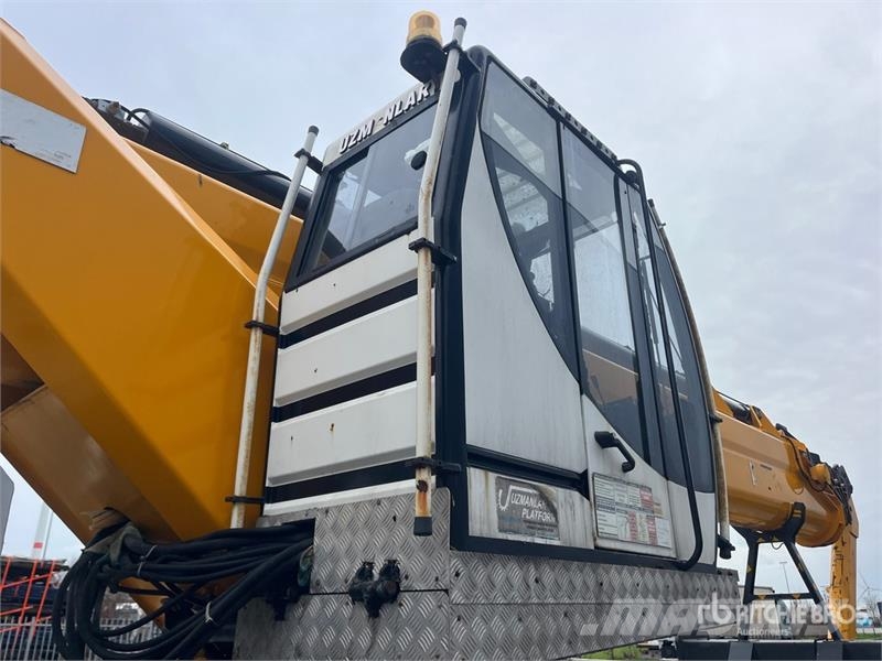 Hino Uzmanlar HTF45 45 m on  Hino 700 6x4 Bucket Truck Auto hoogwerkers