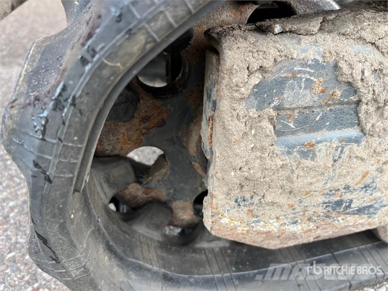 Hinowa HS1100/F Stand-On Self-Loading Mini Crawler Dumper عربات نقل قلابة للمواقع