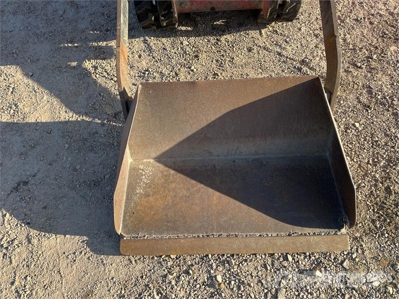 Hinowa HS1100 Stand-On Self-Loading Crawler Dumper Ne cestni demperji