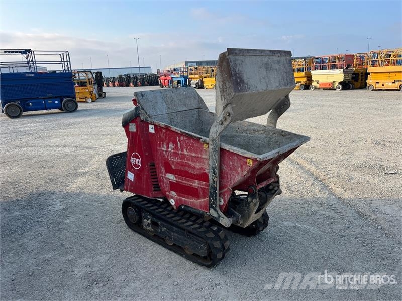 Hinowa HS701 Stand-On Self-Loading Crawler Concrete Buggy Zubehör
