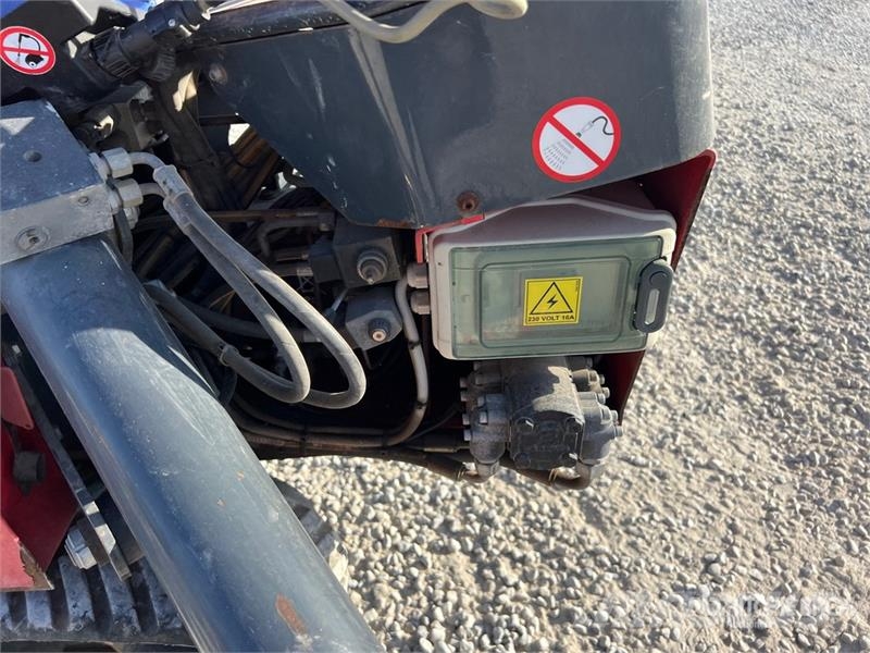 Hinowa Light Lift 14.72IIIS Crawler Articulating Boom Lif Körüklü personel platformları